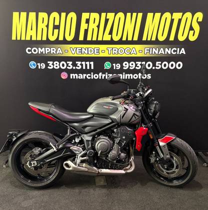 TRIUMPH TRIDENT 660 